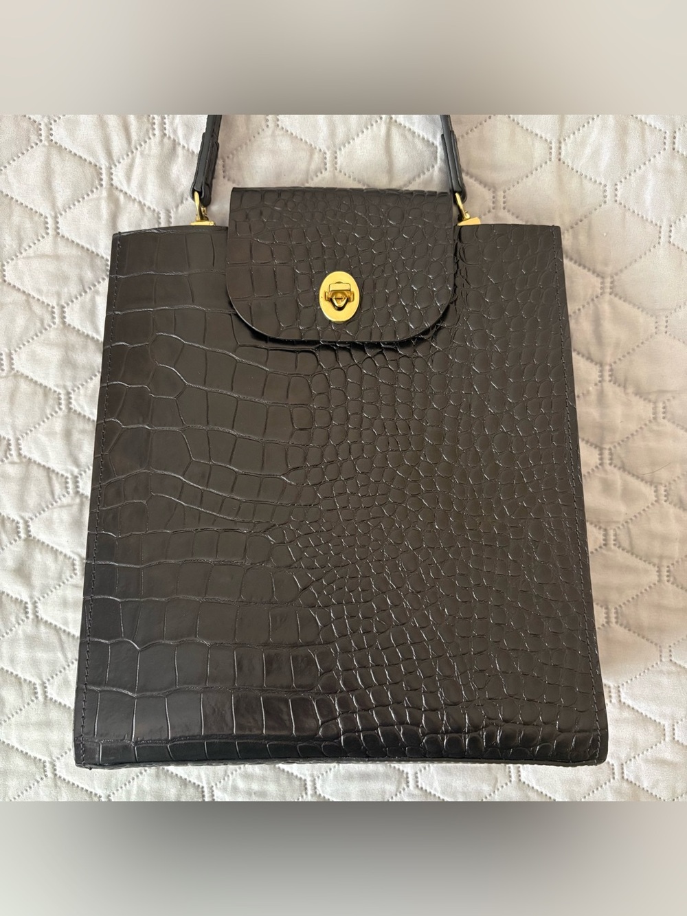Teddi Joelle Audrey black vegetable tanned leather crock emboss satchel handbag